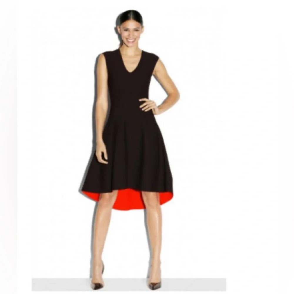 Milly Stretchy V-Neck Reversible dress in Red and black Size: P (0-2)